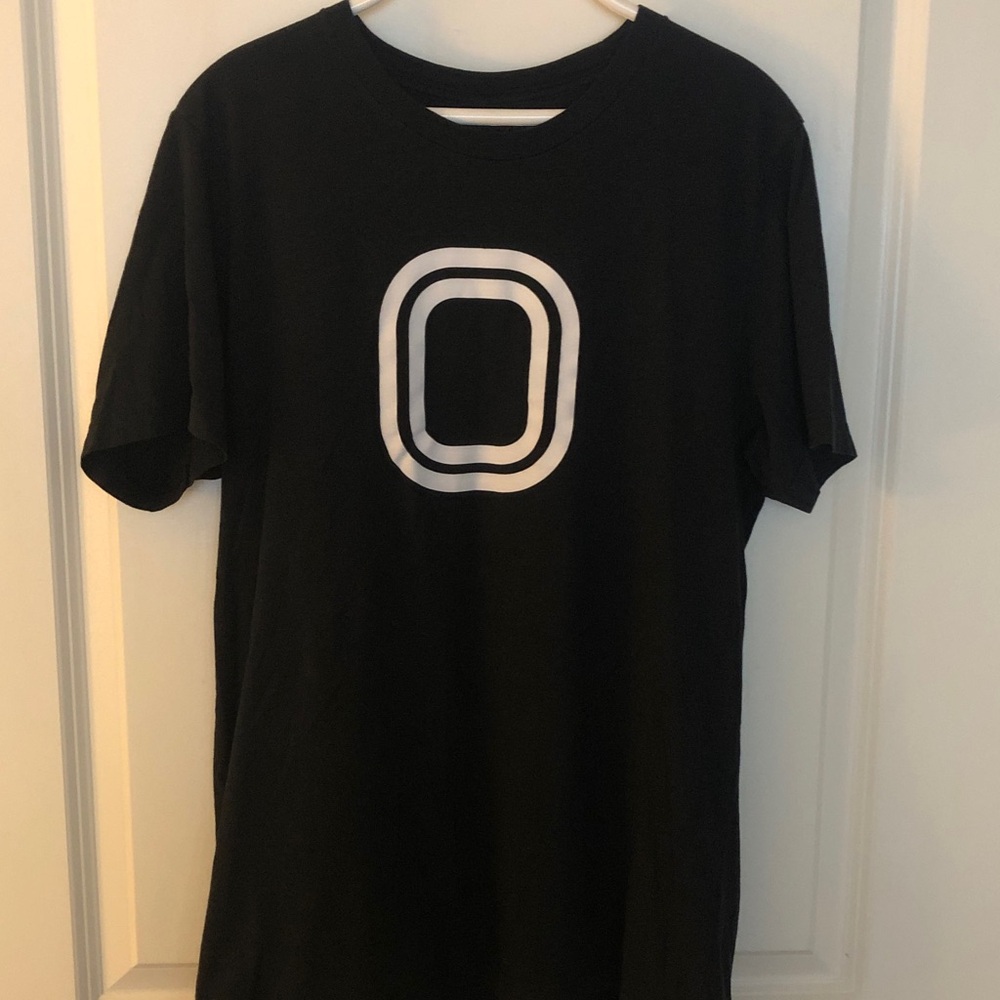 Black O-Logo Short Sleeve Tee